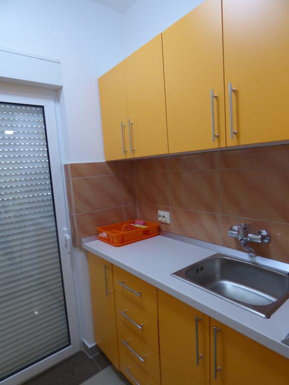 Apartments Glasnovic Vir Bagian luar foto