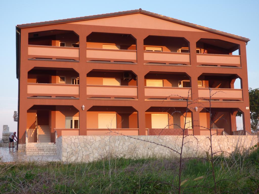 Apartments Glasnovic Vir Bagian luar foto